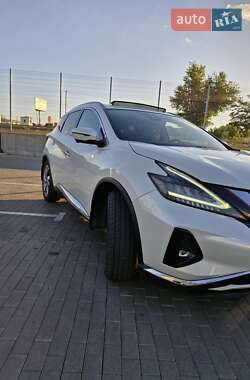 Позашляховик / Кросовер Nissan Murano 2019 в 