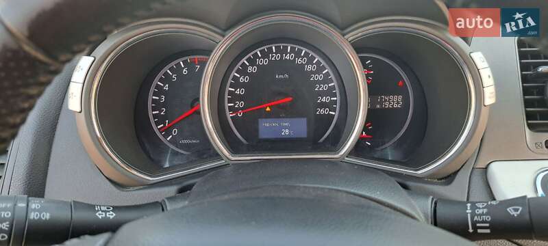 Позашляховик / Кросовер Nissan Murano 2011 в Житомирі