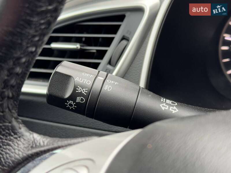 Позашляховик / Кросовер Nissan Murano 2015 в Одесі