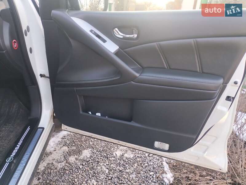 Позашляховик / Кросовер Nissan Murano 2011 в Широкому