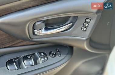 Внедорожник / Кроссовер Nissan Murano 2020 в 