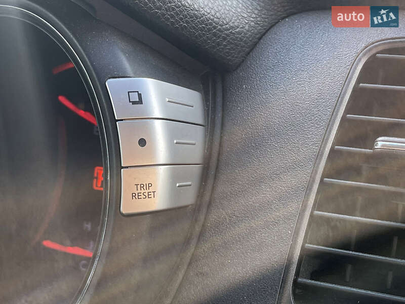 Позашляховик / Кросовер Nissan Murano 2011 в Дніпрі