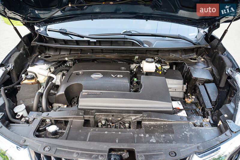 Позашляховик / Кросовер Nissan Murano 2015 в Львові