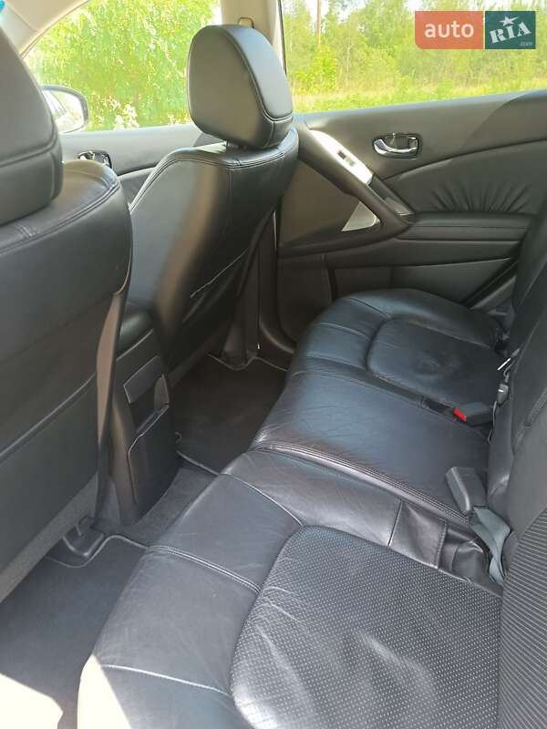 Позашляховик / Кросовер Nissan Murano 2010 в Києві