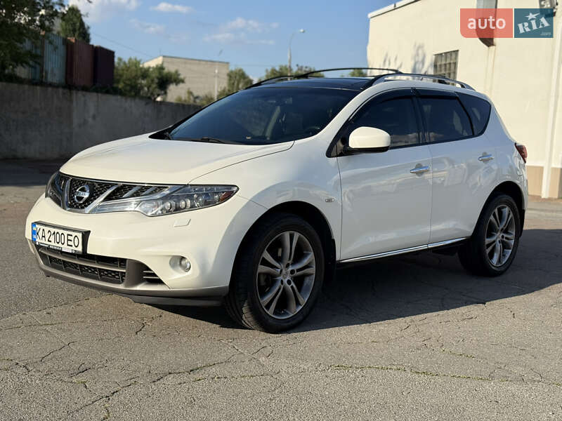 Позашляховик / Кросовер Nissan Murano 2012 в Києві