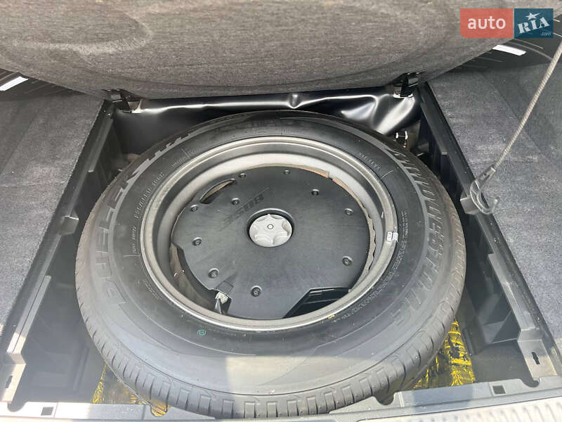 Позашляховик / Кросовер Nissan Murano 2012 в Києві