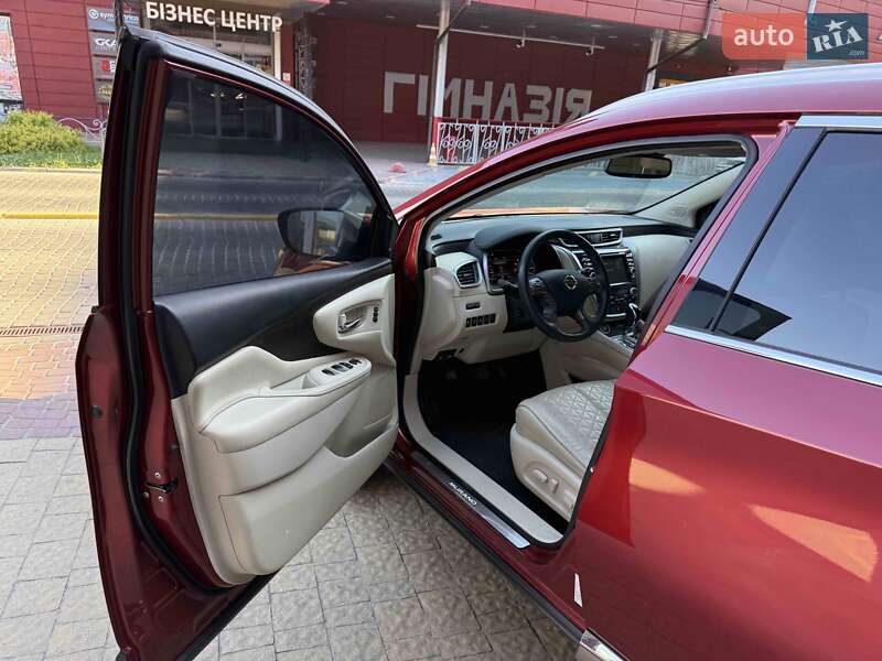 Позашляховик / Кросовер Nissan Murano 2019 в Львові