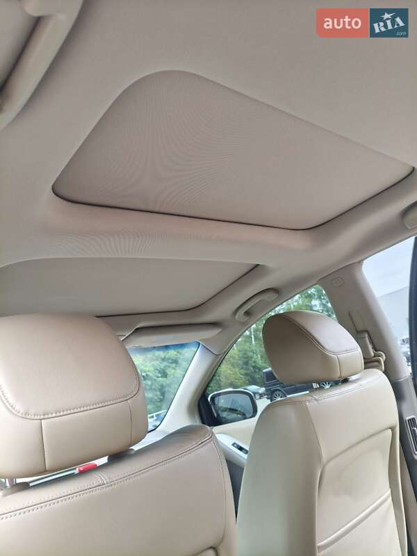 Позашляховик / Кросовер Nissan Murano 2011 в Києві