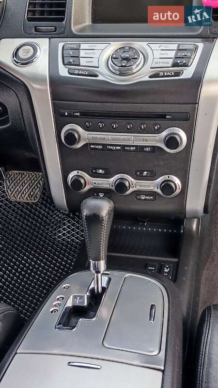 Позашляховик / Кросовер Nissan Murano 2012 в Надвірній