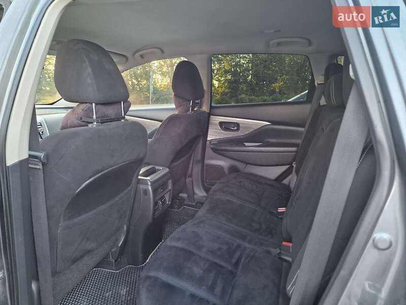 Внедорожник / Кроссовер Nissan Murano 2016 в Виннице