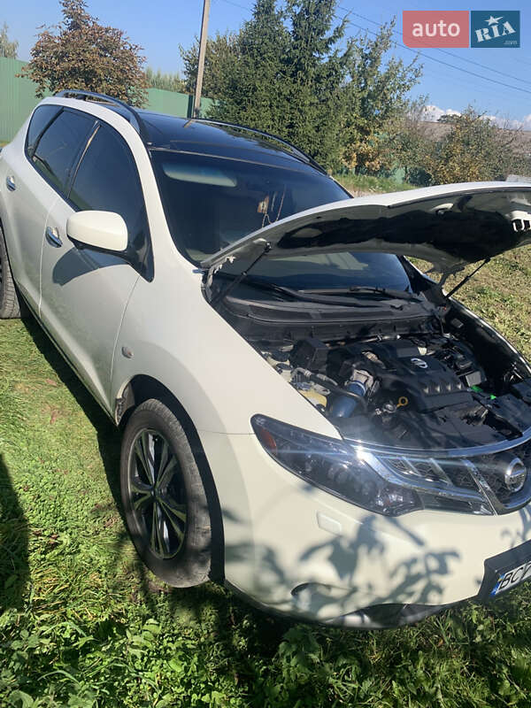 Позашляховик / Кросовер Nissan Murano 2011 в Новояворівську