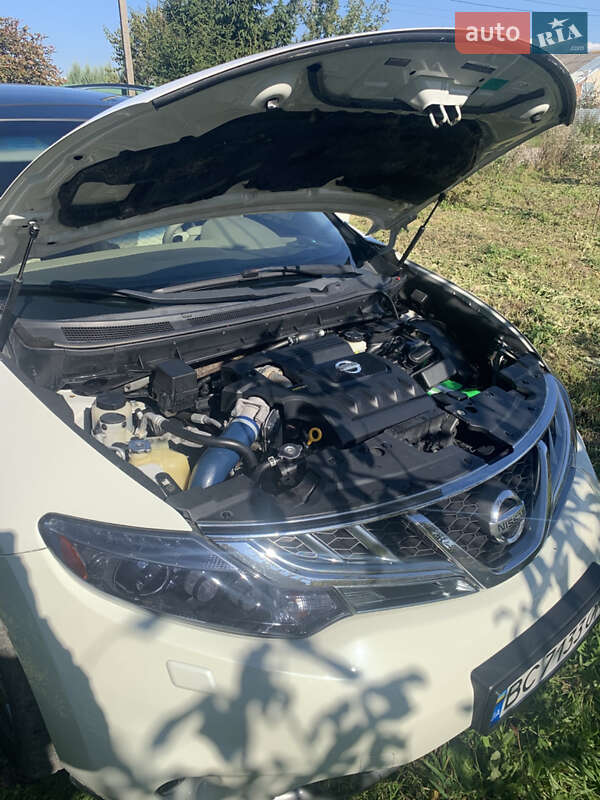 Позашляховик / Кросовер Nissan Murano 2011 в Новояворівську