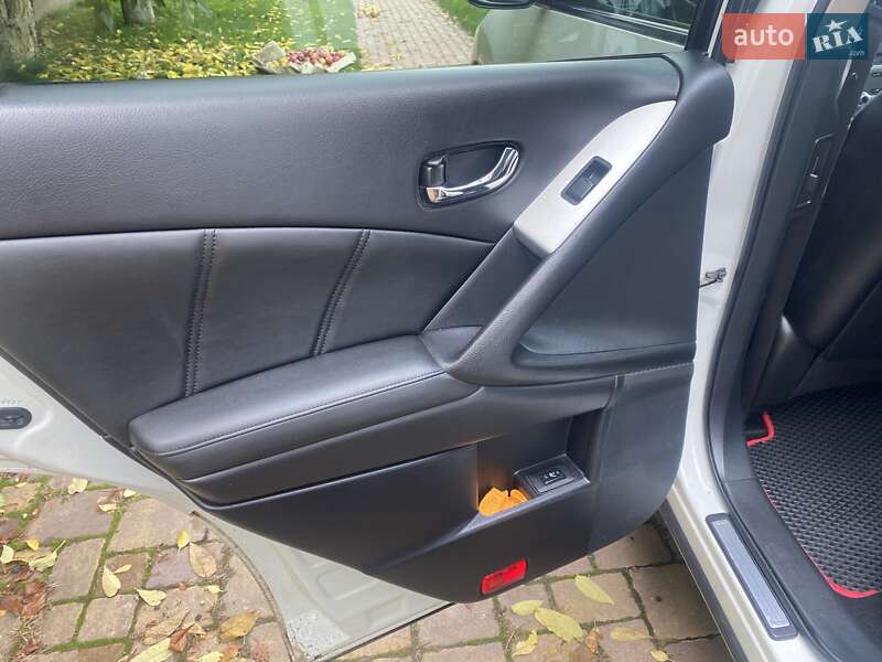 Внедорожник / Кроссовер Nissan Murano 2012 в Киеве