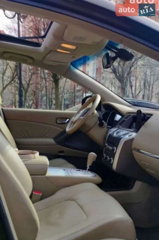 Внедорожник / Кроссовер Nissan Murano 2010 в Киеве
