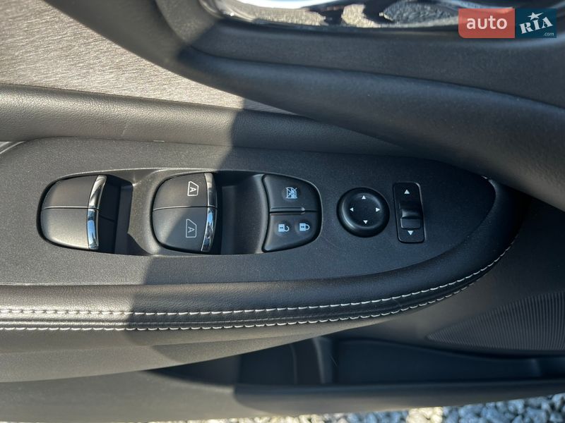 Внедорожник / Кроссовер Nissan Murano 2023 в Львове