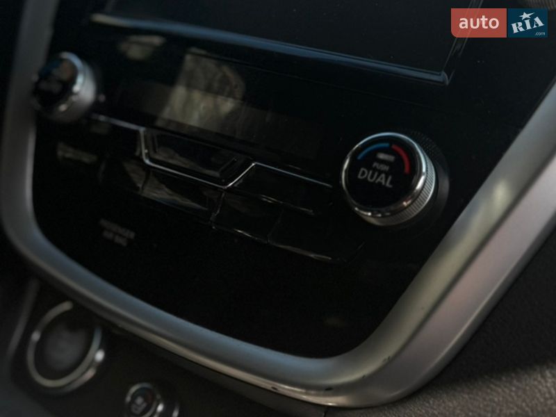 Внедорожник / Кроссовер Nissan Murano 2017 в Киеве