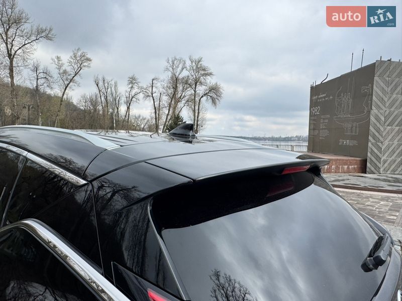 Позашляховик / Кросовер Nissan Murano 2019 в Києві