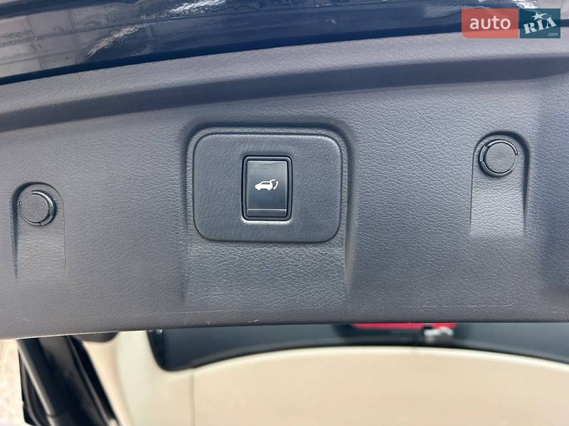 Внедорожник / Кроссовер Nissan Murano 2015 в Черкассах