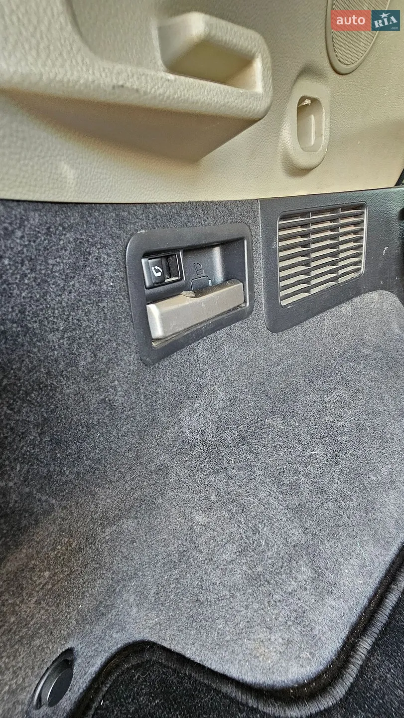 2010 Nissan Murano - мініатюра 22