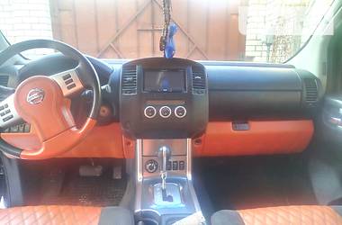 Пикап Nissan Navara 2010 в Киеве