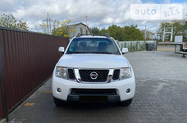 Пикап Nissan Navara 2014 в Черноморске