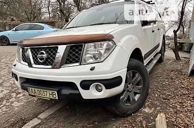 Пикап Nissan Navara 2008 в Киеве