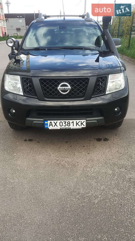 Пікап Nissan Navara 2010 в Харкові