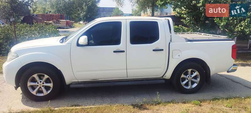 Пікап Nissan Navara 2010 в Славутичі