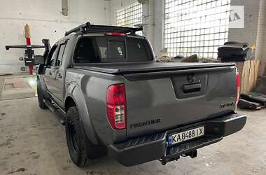 Пикап Nissan Navara 2019 в Киеве