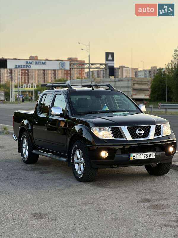 Пикап Nissan Navara 2007 в Днепре