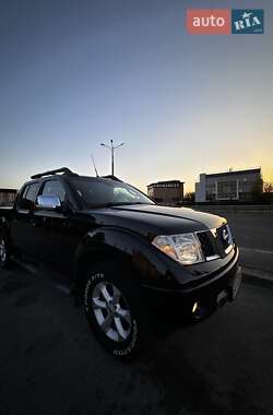 Пикап Nissan Navara 2007 в Днепре