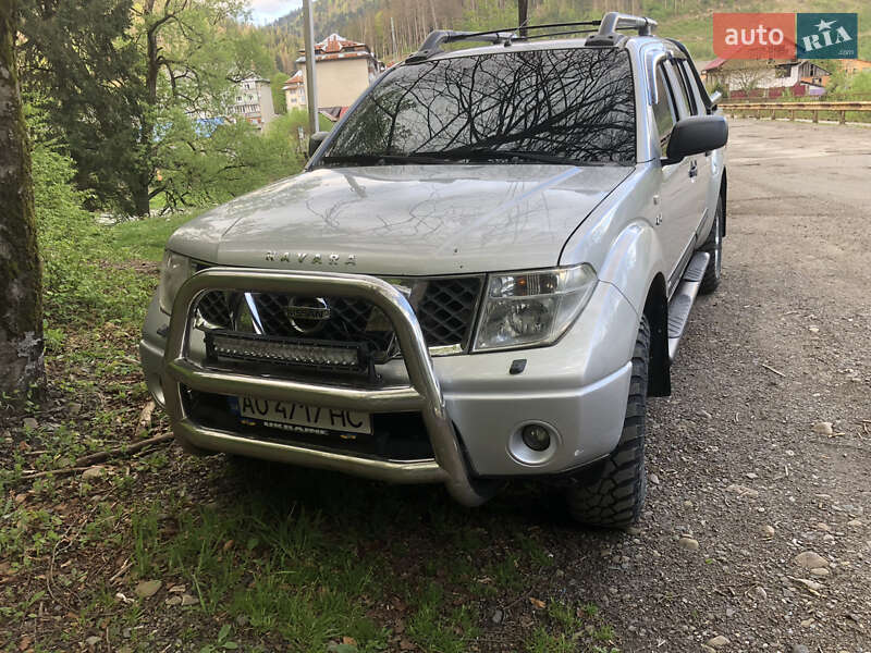 Пікап Nissan Navara 2006 в Міжгір'ї