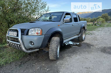 Пікап Nissan Navara 2003 в Міжгір'ї