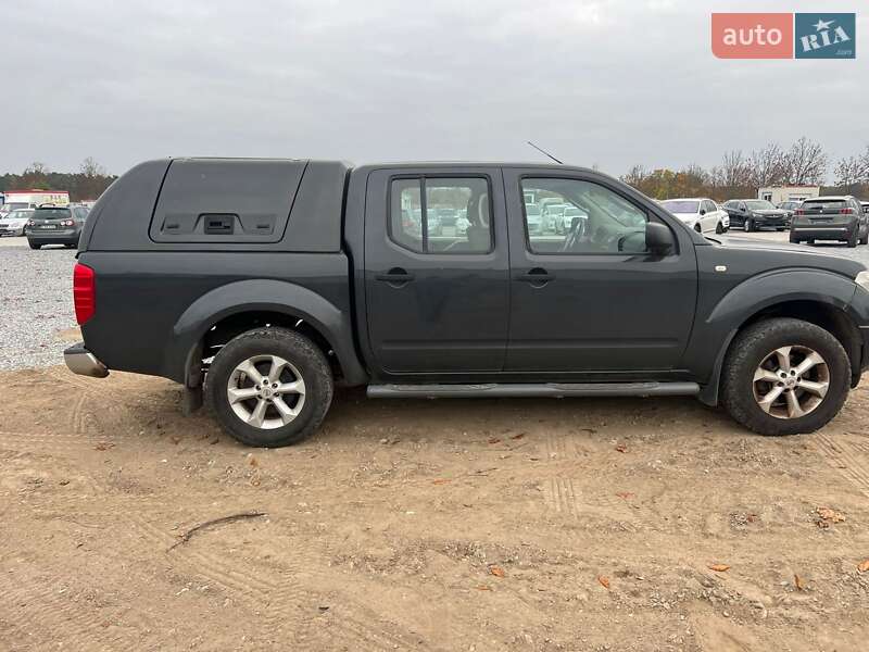 Пикап Nissan Navara 2006 в Ивано-Франковске