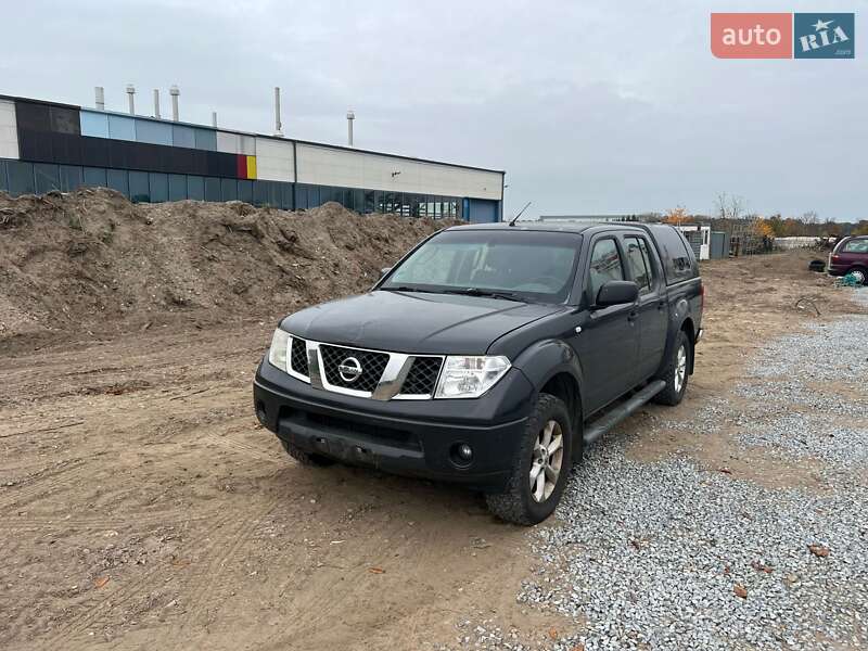 Пикап Nissan Navara 2006 в Ивано-Франковске