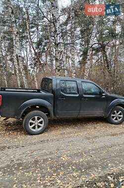 Пікап Nissan Navara 2010 в Запоріжжі