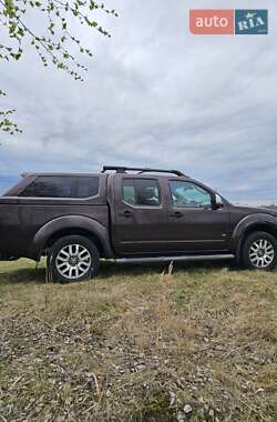 Пикап Nissan Navara 2012 в Сарнах