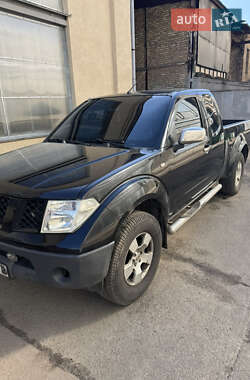 Пикап Nissan Navara 2007 в Киеве