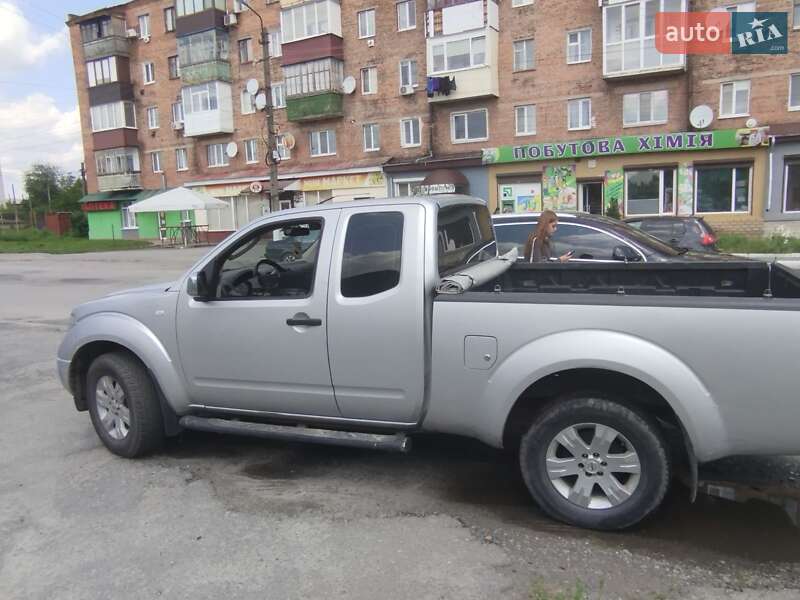 Пикап Nissan Navara 2005 в Полонном