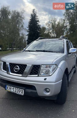 Пикап Nissan Navara 2006 в Краматорске