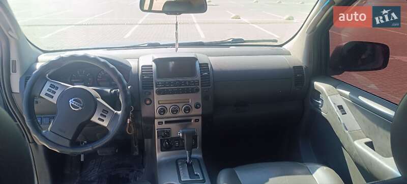 Пикап Nissan Navara 2005 в Одессе