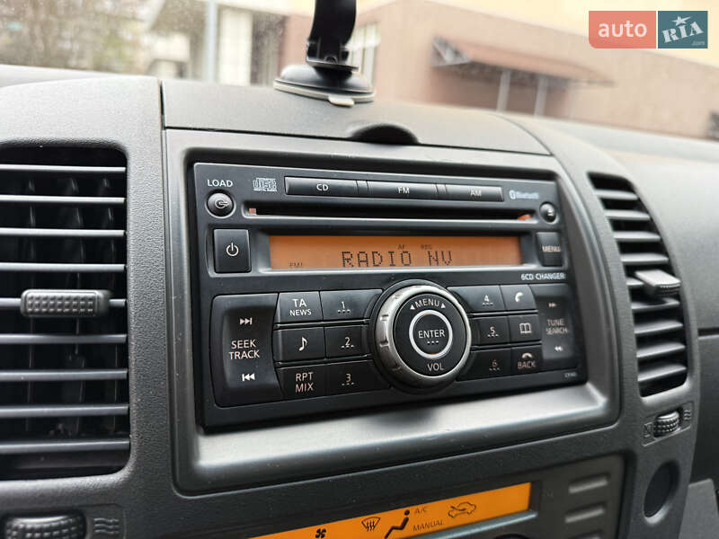 Позашляховик / Кросовер Nissan Navara 2007 в Києві