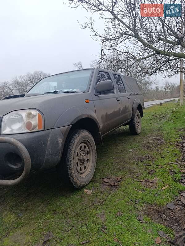 Пикап Nissan Navara 2010 в Васильковке