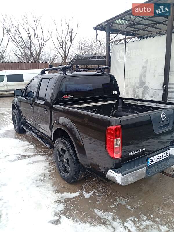 Пікап Nissan Navara 2008 в Товсте