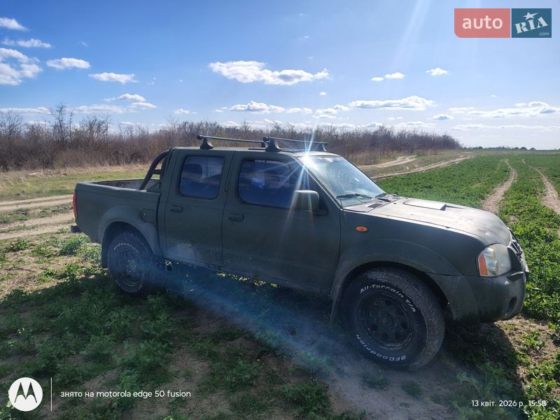 Пикап Nissan Navara 2004 в Луцке