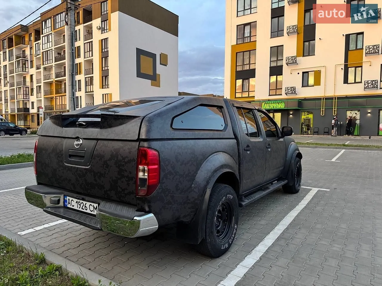 2010 Nissan Navara (Frontier) - мініатюра 7