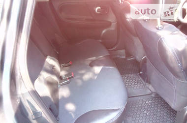 Хэтчбек Nissan Note 2012 в 