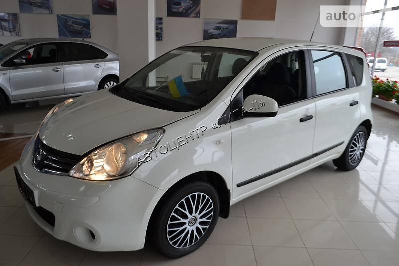 Хэтчбек Nissan Note 2011 в Хмельницком