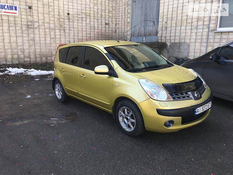 Хетчбек Nissan Note 2006 в 