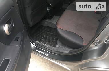 Хетчбек Nissan Note 2010 в 
